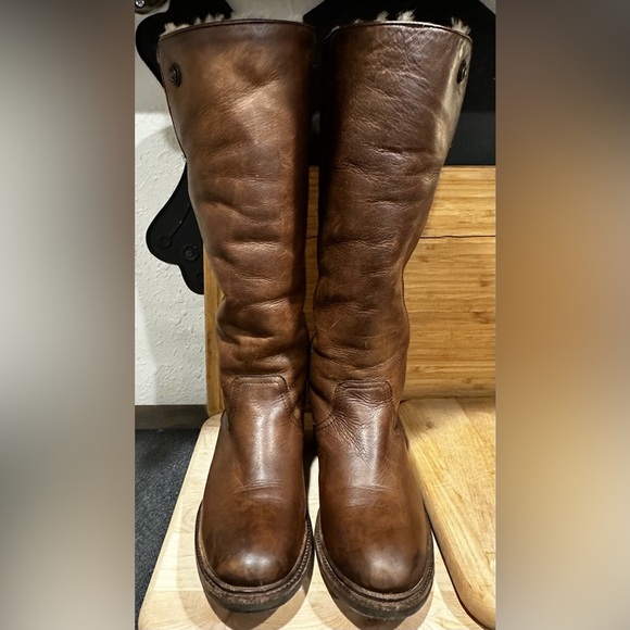 EUC FRYE Mara Button Tall Shearling Lined Chocolate Brown Leather Boots - Picture 9 of 16